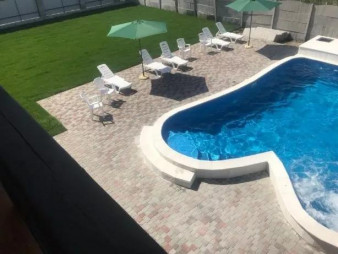 Отель с баней, бассейнами, джакузи в Днепре